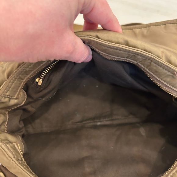 Miu Miu Olive Green Messenger Shoulder Bag - Picture 9 of 13